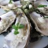 Restaurant Auguste - Les huîtres "Perle noire" de Cadoret en gelée à la diable, mousse de raifort