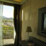 Resort Barrière Ribeauvillé - la chambre dispose d'un balcon pour profiter de la vue