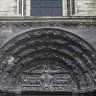 Basilique Saint-Denis -façade occidentale, le tympan du portail central qui représente le Jugement dernier