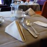 hôtel Ermitage : petit-déjeuner, mais table bien dressée