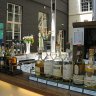 Le bar de l'Hermitage Gantois propose une belle carte d'alcools, en particulier de malts. A consommer avec modération, bien sûr…
