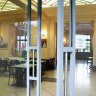 La Piscine, l'entrée du Restaurant Meert depuis le hall d'accueil.  
